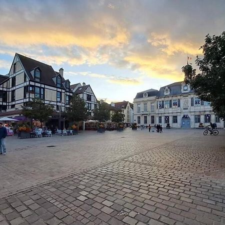 Le Clos Guivet Труа Экстерьер фото